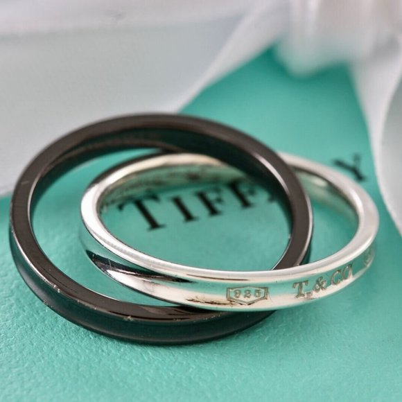 RARE, LK NEW!!  Tiffany & Co, Sterling Silver and Titanium Interlocking Ring - Picture 1 of 4